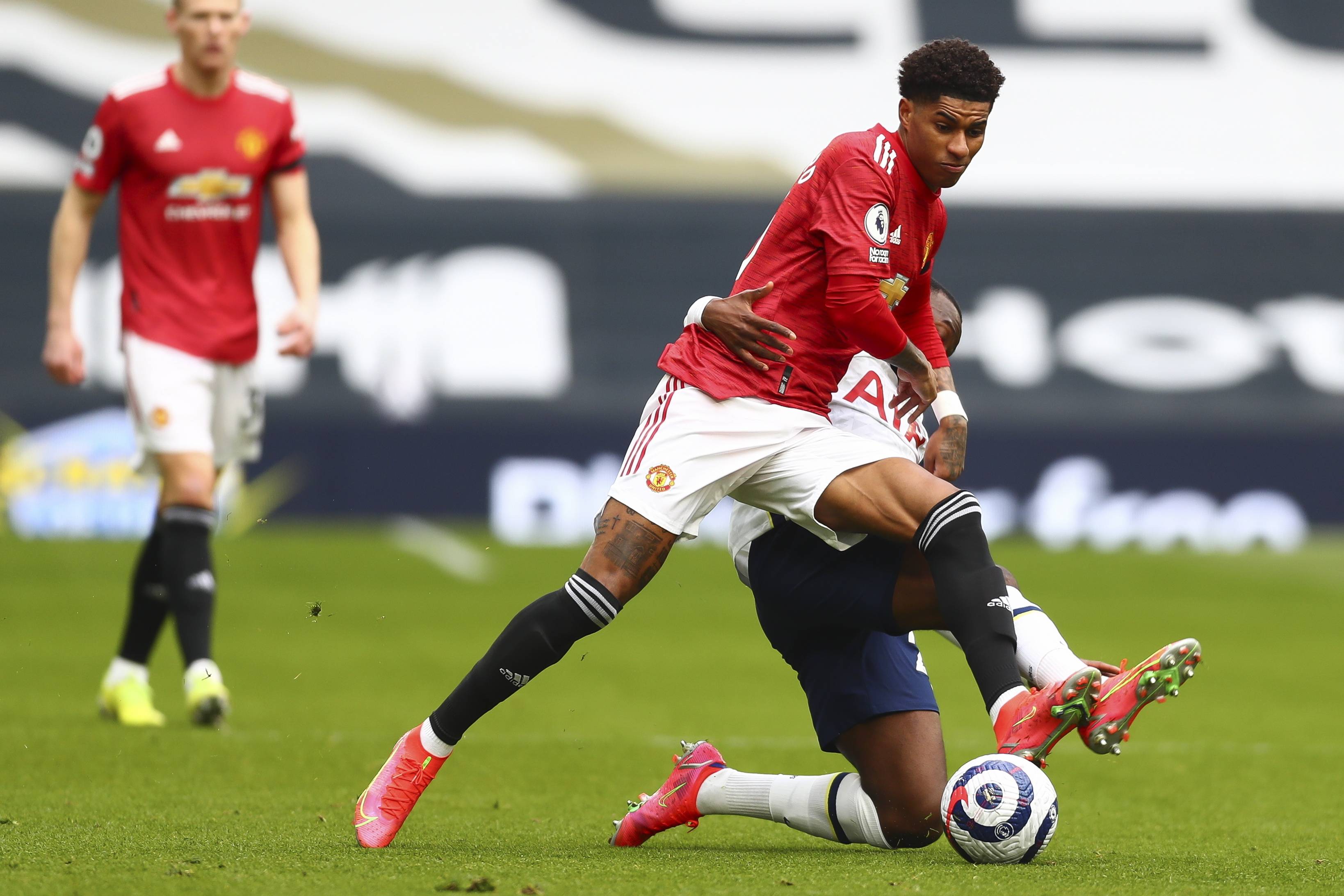 赛季结束后 赛季结束后